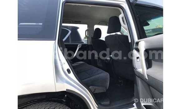 Acheter Import Voiture Toyota Prado Autre à Import - Dubai, Ouganda Acheter Import Voiture Toyota Prado Autre à Import - Dubai, Ouganda