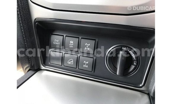 Acheter Import Voiture Toyota Prado Autre à Import - Dubai, Ouganda Acheter Import Voiture Toyota Prado Autre à Import - Dubai, Ouganda