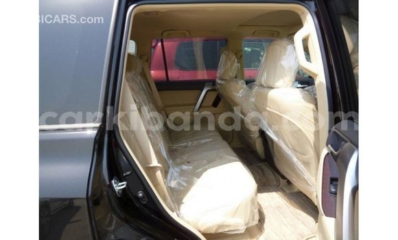 Nunua Imported Toyota Prado Nyeusi Gari ndani ya Import - Dubai nchini Uganda Nunua Imported Toyota Prado Nyeusi Gari ndani ya Import - Dubai nchini Uganda