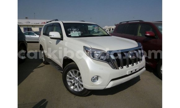 Gura Imported Toyota Prado White Imodoka i Import - Dubai mu Uganda Gura Imported Toyota Prado White Imodoka i Import - Dubai mu Uganda