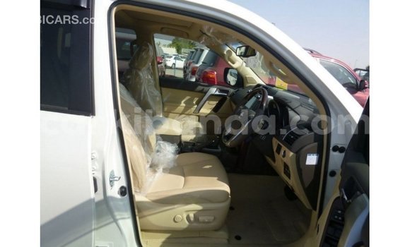Gura Imported Toyota Prado White Imodoka i Import - Dubai mu Uganda Gura Imported Toyota Prado White Imodoka i Import - Dubai mu Uganda