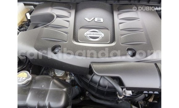 Nunua Imported Nissan Patrol Nyeupe Gari ndani ya Import - Dubai nchini Uganda Nunua Imported Nissan Patrol Nyeupe Gari ndani ya Import - Dubai nchini Uganda