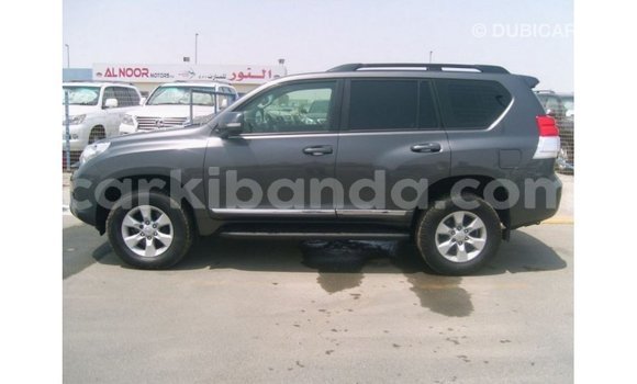Nunua Imported Toyota Prado Nyingine Gari ndani ya Import - Dubai nchini Uganda Nunua Imported Toyota Prado Nyingine Gari ndani ya Import - Dubai nchini Uganda