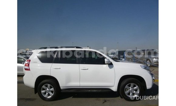 Gura Imported Toyota Prado White Imodoka i Import - Dubai mu Uganda Gura Imported Toyota Prado White Imodoka i Import - Dubai mu Uganda