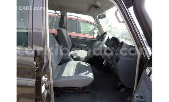 Gura Imported Toyota Land Cruiser Other Imodoka i Import - Dubai mu Uganda Gura Imported Toyota Land Cruiser Other Imodoka i Import - Dubai mu Uganda