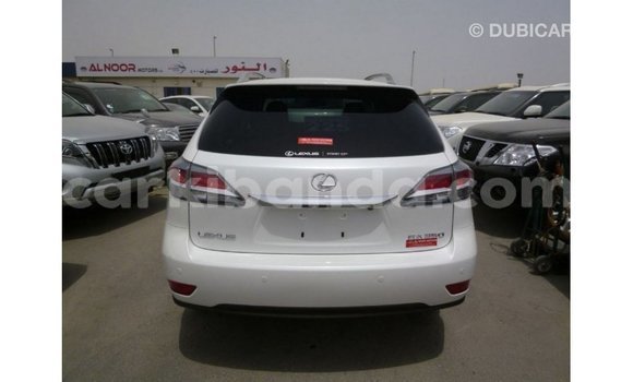 Nunua Imported Lexus RX 350 Nyeupe Gari ndani ya Import - Dubai nchini Uganda Nunua Imported Lexus RX 350 Nyeupe Gari ndani ya Import - Dubai nchini Uganda
