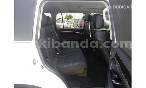 Gura Imported Lexus LX White Imodoka i Import - Dubai mu Uganda Gura Imported Lexus LX White Imodoka i Import - Dubai mu Uganda