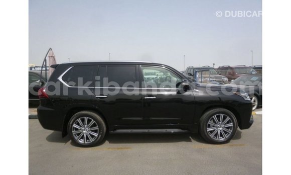 Nunua Imported Lexus LX Nyeusi Gari ndani ya Import - Dubai nchini Uganda Nunua Imported Lexus LX Nyeusi Gari ndani ya Import - Dubai nchini Uganda