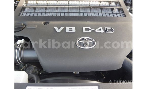 Gura Imported Toyota Land Cruiser Other Imodoka i Import - Dubai mu Uganda Gura Imported Toyota Land Cruiser Other Imodoka i Import - Dubai mu Uganda