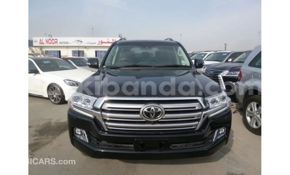 Nunua Imported Toyota Land Cruiser Nyeusi Gari ndani ya Import - Dubai nchini Uganda Nunua Imported Toyota Land Cruiser Nyeusi Gari ndani ya Import - Dubai nchini Uganda