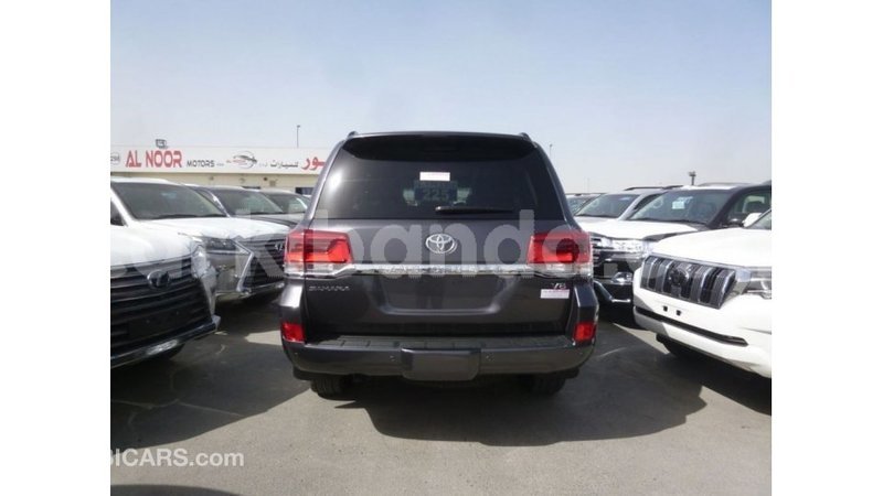 Big with watermark toyota land cruiser uganda import dubai 9137
