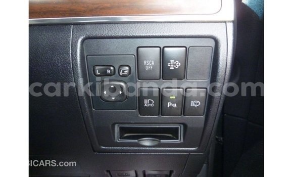 Acheter Import Voiture Toyota Land Cruiser Autre à Import - Dubai, Ouganda Acheter Import Voiture Toyota Land Cruiser Autre à Import - Dubai, Ouganda