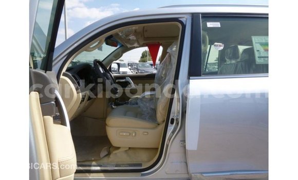 Gura Imported Toyota Land Cruiser Other Imodoka i Import - Dubai mu Uganda Gura Imported Toyota Land Cruiser Other Imodoka i Import - Dubai mu Uganda