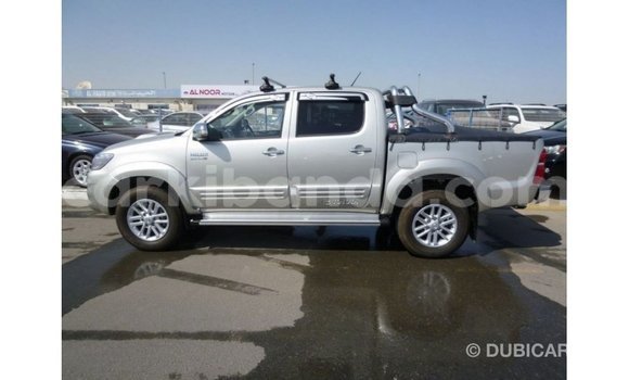 Acheter Import Voiture Toyota Hilux Autre à Import - Dubai, Ouganda Acheter Import Voiture Toyota Hilux Autre à Import - Dubai, Ouganda