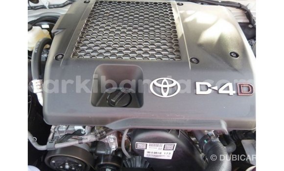 Acheter Import Voiture Toyota Hilux Autre à Import - Dubai, Ouganda Acheter Import Voiture Toyota Hilux Autre à Import - Dubai, Ouganda