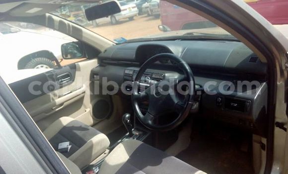 Gura Yakoze Nissan X–Trail Silver Imodoka i Kampala mu Uganda Gura Yakoze Nissan X–Trail Silver Imodoka i Kampala mu Uganda