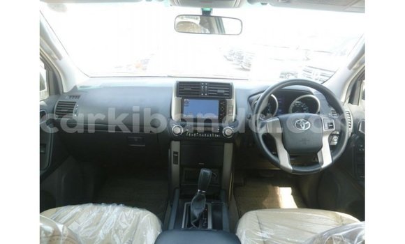 Nunua Imported Toyota Prado Nyingine Gari ndani ya Import - Dubai nchini Uganda Nunua Imported Toyota Prado Nyingine Gari ndani ya Import - Dubai nchini Uganda