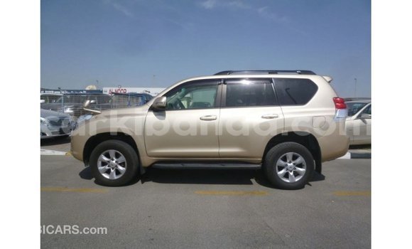 Nunua Imported Toyota Prado Nyingine Gari ndani ya Import - Dubai nchini Uganda Nunua Imported Toyota Prado Nyingine Gari ndani ya Import - Dubai nchini Uganda