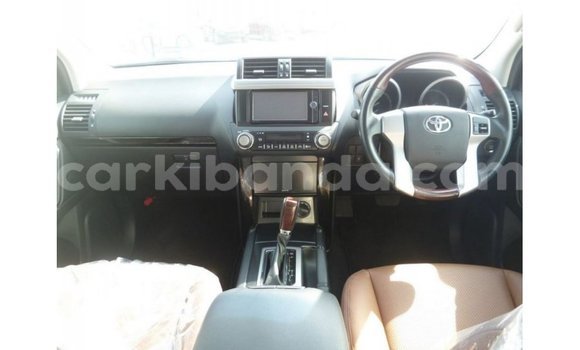 Nunua Imported Toyota Prado Nyeusi Gari ndani ya Import - Dubai nchini Uganda Nunua Imported Toyota Prado Nyeusi Gari ndani ya Import - Dubai nchini Uganda