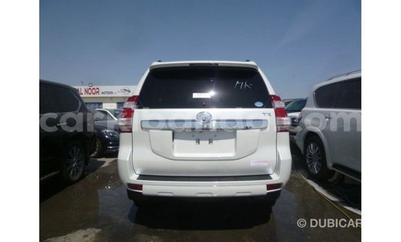 Gura Imported Toyota Prado White Imodoka i Import - Dubai mu Uganda Gura Imported Toyota Prado White Imodoka i Import - Dubai mu Uganda