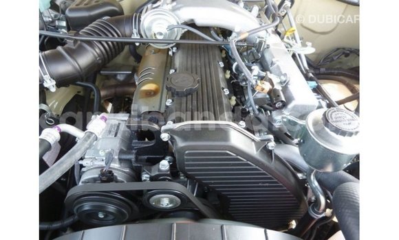 Gura Imported Toyota Land Cruiser Beige Imodoka i Import - Dubai mu Uganda Gura Imported Toyota Land Cruiser Beige Imodoka i Import - Dubai mu Uganda