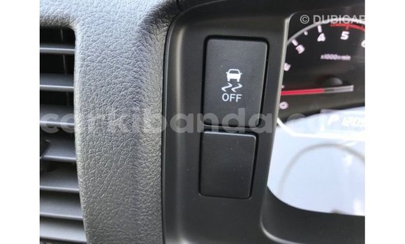 Gura Imported Toyota Hiace White Imodoka i Import - Dubai mu Uganda Gura Imported Toyota Hiace White Imodoka i Import - Dubai mu Uganda