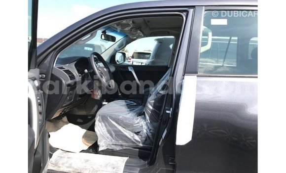 Nunua Imported Toyota Prado Nyingine Gari ndani ya Import - Dubai nchini Uganda Nunua Imported Toyota Prado Nyingine Gari ndani ya Import - Dubai nchini Uganda