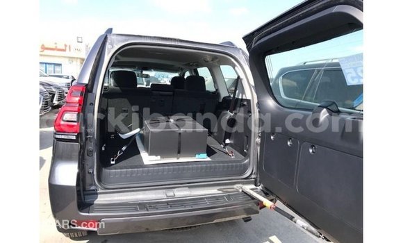 Nunua Imported Toyota Prado Nyingine Gari ndani ya Import - Dubai nchini Uganda Nunua Imported Toyota Prado Nyingine Gari ndani ya Import - Dubai nchini Uganda