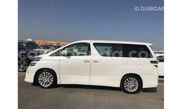 Buy Import Toyota Vellfire White Car in Import - Dubai in Uganda Buy Import Toyota Vellfire White Car in Import - Dubai in Uganda