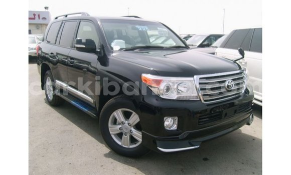 Acheter Import Voiture Toyota Land Cruiser Noir à Import - Dubai, Ouganda Acheter Import Voiture Toyota Land Cruiser Noir à Import - Dubai, Ouganda