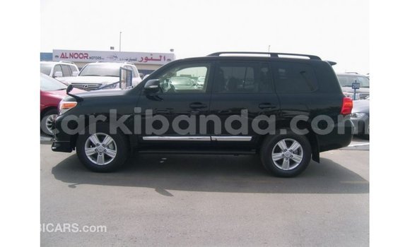 Acheter Import Voiture Toyota Land Cruiser Noir à Import - Dubai, Ouganda Acheter Import Voiture Toyota Land Cruiser Noir à Import - Dubai, Ouganda