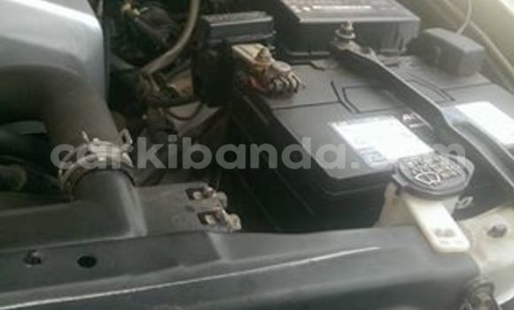 Gura Yakoze Toyota Land Cruiser Silver Imodoka i Kampala mu Uganda Gura Yakoze Toyota Land Cruiser Silver Imodoka i Kampala mu Uganda