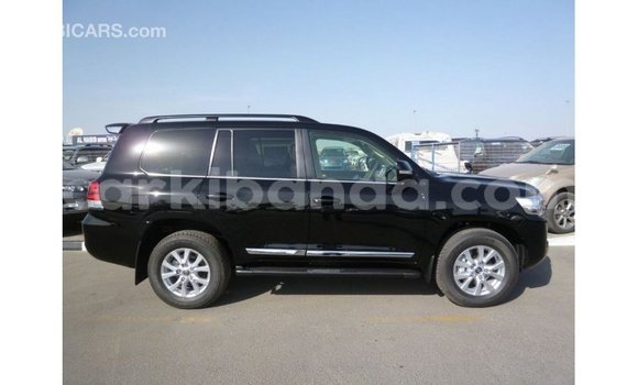 Nunua Imported Toyota Land Cruiser Nyeusi Gari ndani ya Import - Dubai nchini Uganda Nunua Imported Toyota Land Cruiser Nyeusi Gari ndani ya Import - Dubai nchini Uganda