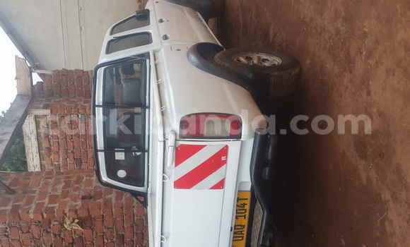 Buy Used Nissan UD White Truck in Arua in Uganda Buy Used Nissan UD White Truck in Arua in Uganda