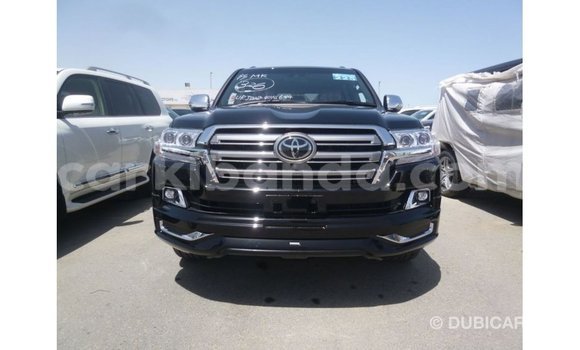Gura Imported Toyota Land Cruiser Black Imodoka i Import - Dubai mu Uganda Gura Imported Toyota Land Cruiser Black Imodoka i Import - Dubai mu Uganda