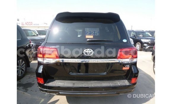 Gura Imported Toyota Land Cruiser Black Imodoka i Import - Dubai mu Uganda Gura Imported Toyota Land Cruiser Black Imodoka i Import - Dubai mu Uganda