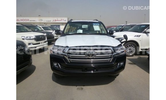Buy Import Toyota Land Cruiser Black Car in Import - Dubai in Uganda Buy Import Toyota Land Cruiser Black Car in Import - Dubai in Uganda