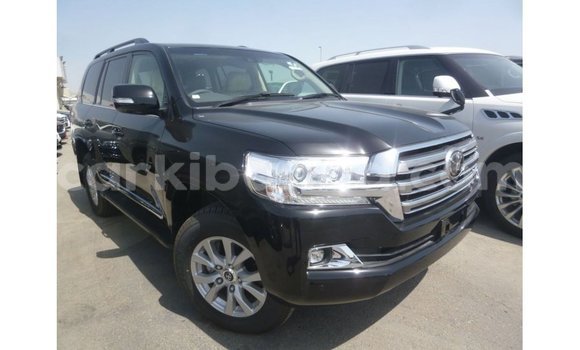 Gura Imported Toyota Land Cruiser Black Imodoka i Import - Dubai mu Uganda Gura Imported Toyota Land Cruiser Black Imodoka i Import - Dubai mu Uganda
