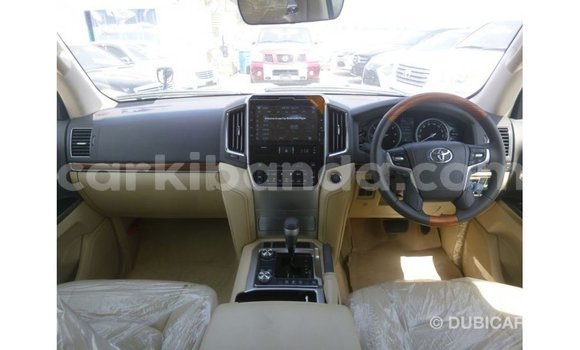 Gura Imported Toyota Land Cruiser Black Imodoka i Import - Dubai mu Uganda Gura Imported Toyota Land Cruiser Black Imodoka i Import - Dubai mu Uganda