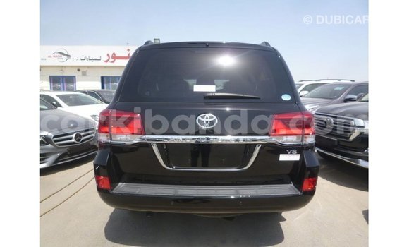 Gura Imported Toyota Land Cruiser Black Imodoka i Import - Dubai mu Uganda Gura Imported Toyota Land Cruiser Black Imodoka i Import - Dubai mu Uganda