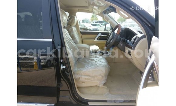 Gura Imported Toyota Land Cruiser Black Imodoka i Import - Dubai mu Uganda Gura Imported Toyota Land Cruiser Black Imodoka i Import - Dubai mu Uganda