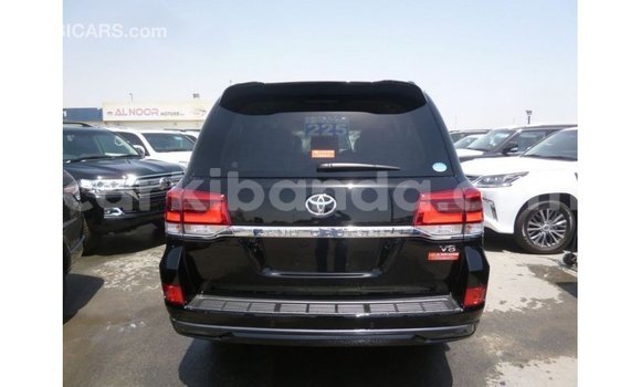 Gura Imported Toyota Land Cruiser Black Imodoka i Import - Dubai mu Uganda Gura Imported Toyota Land Cruiser Black Imodoka i Import - Dubai mu Uganda