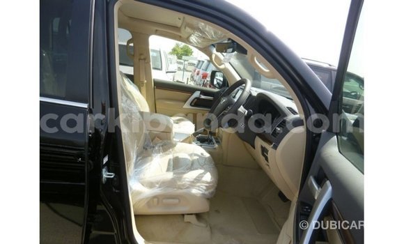 Gura Imported Toyota Land Cruiser Black Imodoka i Import - Dubai mu Uganda Gura Imported Toyota Land Cruiser Black Imodoka i Import - Dubai mu Uganda