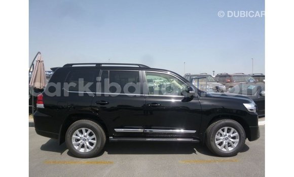Gura Imported Toyota Land Cruiser Black Imodoka i Import - Dubai mu Uganda Gura Imported Toyota Land Cruiser Black Imodoka i Import - Dubai mu Uganda
