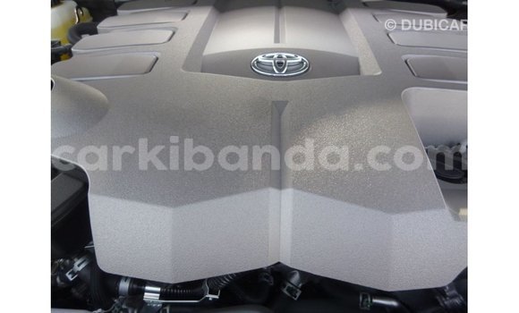 Nunua Imported Toyota Land Cruiser Nyingine Gari ndani ya Import - Dubai nchini Uganda Nunua Imported Toyota Land Cruiser Nyingine Gari ndani ya Import - Dubai nchini Uganda