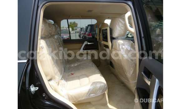 Nunua Imported Toyota Land Cruiser Nyeusi Gari ndani ya Import - Dubai nchini Uganda Nunua Imported Toyota Land Cruiser Nyeusi Gari ndani ya Import - Dubai nchini Uganda