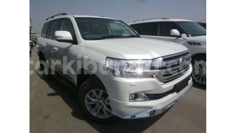 Big with watermark toyota land cruiser uganda import dubai 9201