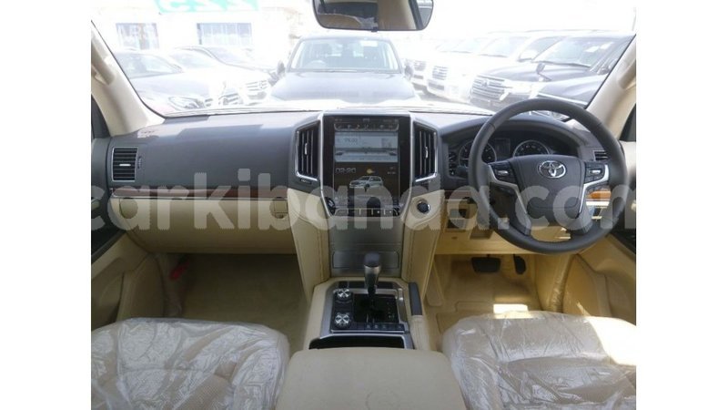 Big with watermark toyota land cruiser uganda import dubai 9201
