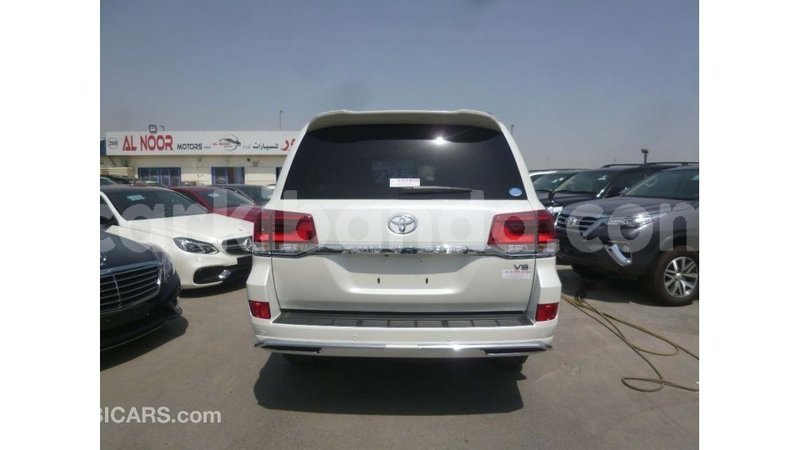 Big with watermark toyota land cruiser uganda import dubai 9201