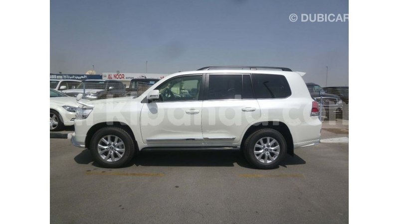 Big with watermark toyota land cruiser uganda import dubai 9201